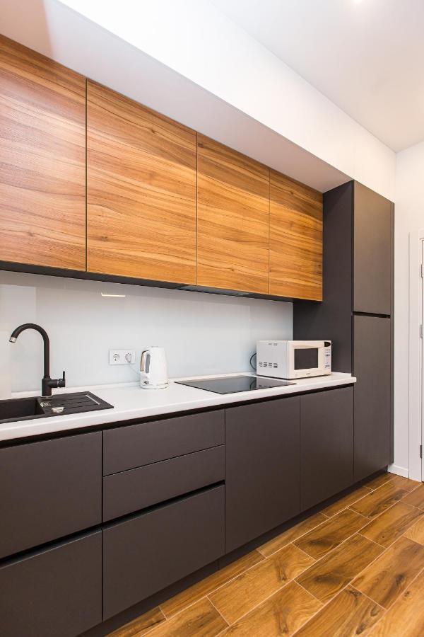 3 Vodna Apartment Лвив Екстериор снимка