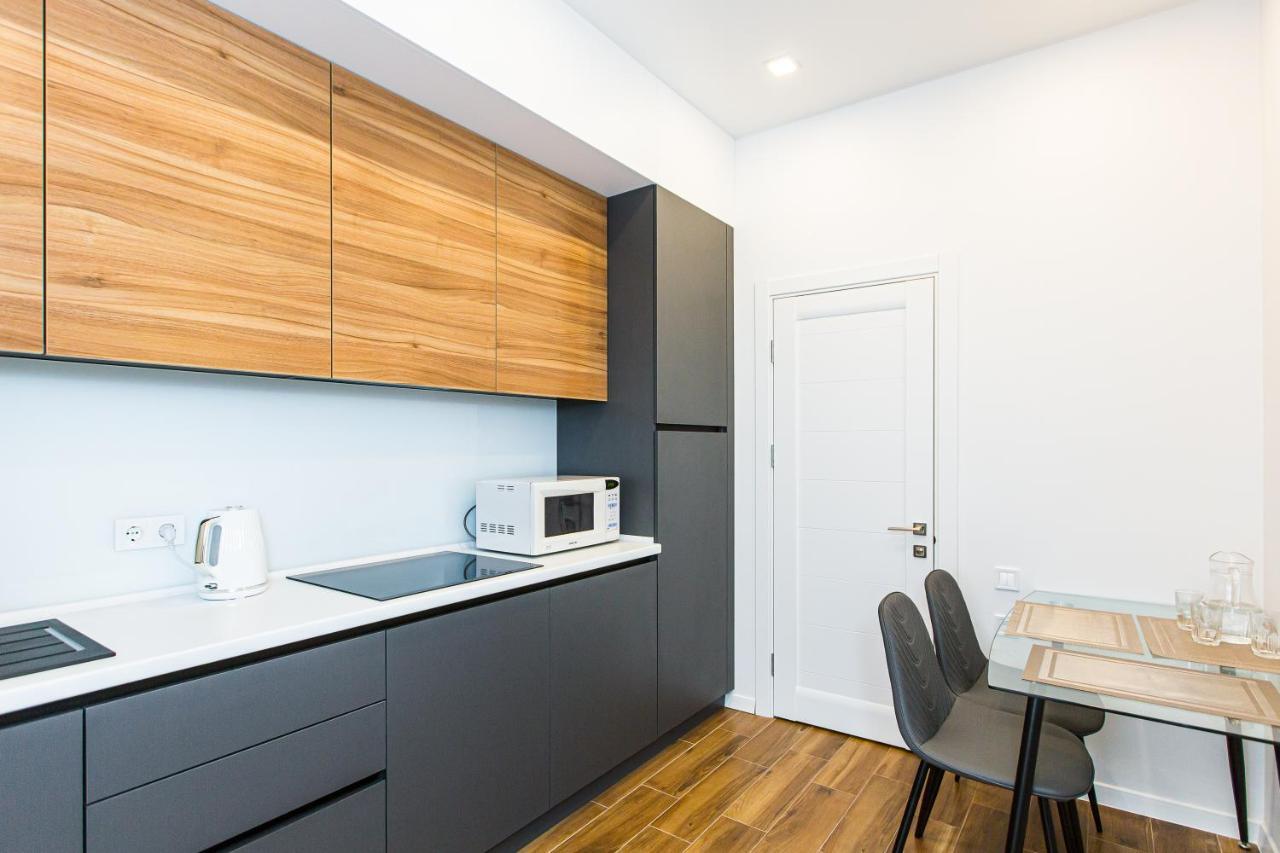3 Vodna Apartment Лвив Екстериор снимка