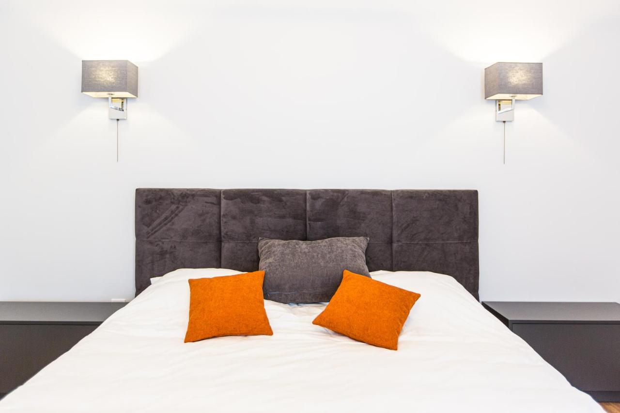 3 Vodna Apartment Лвив Екстериор снимка